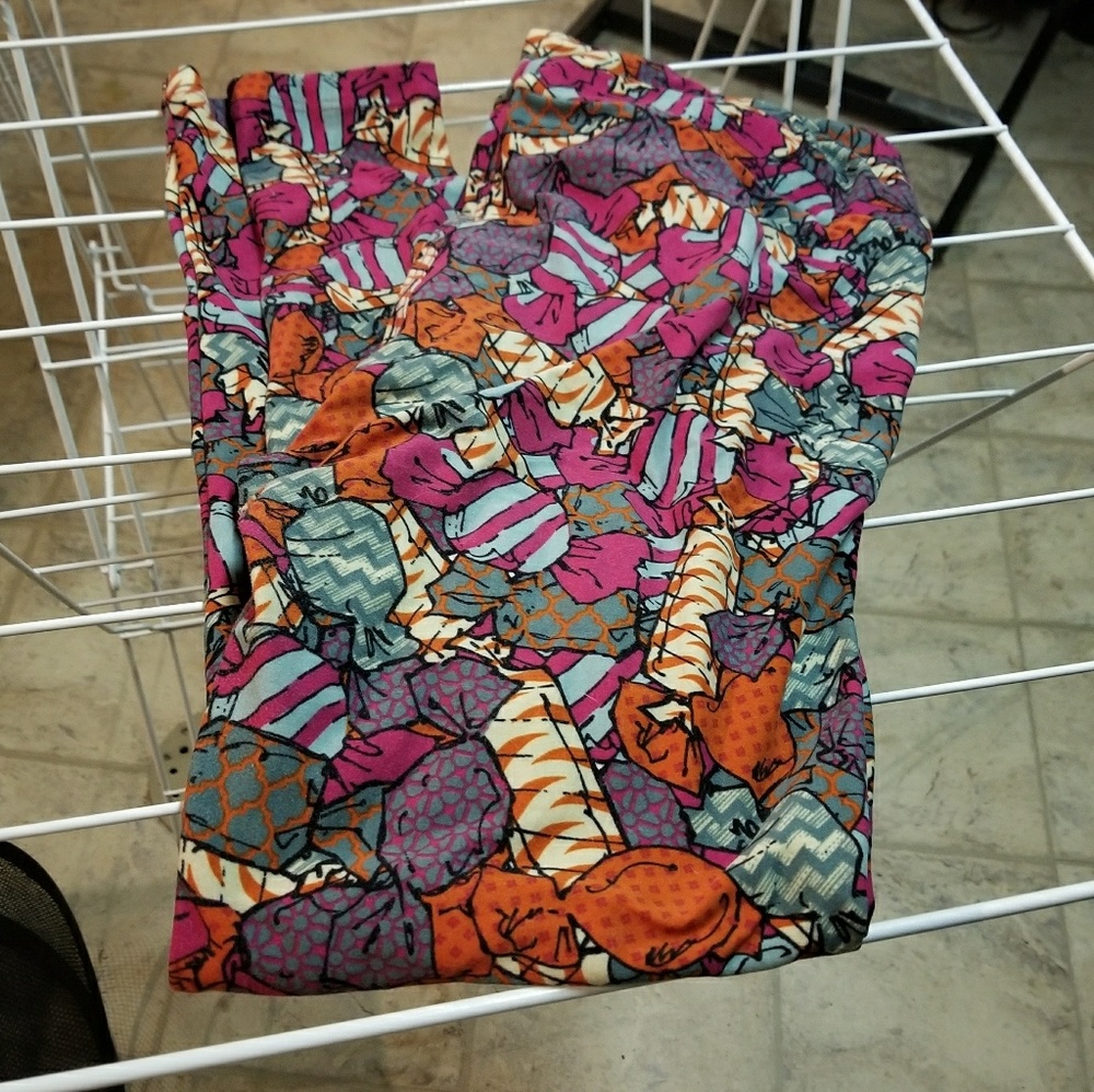 Lularoe TC candy leggings